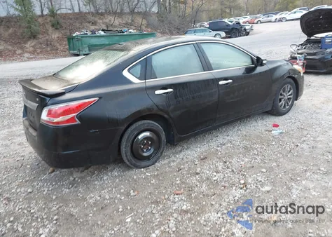 2015 Nissan Altima 2.5/2.5 S/2.5 Sl/2.5 Sv из США, поврежденный, VIN 1N4AL3AP9FC416702